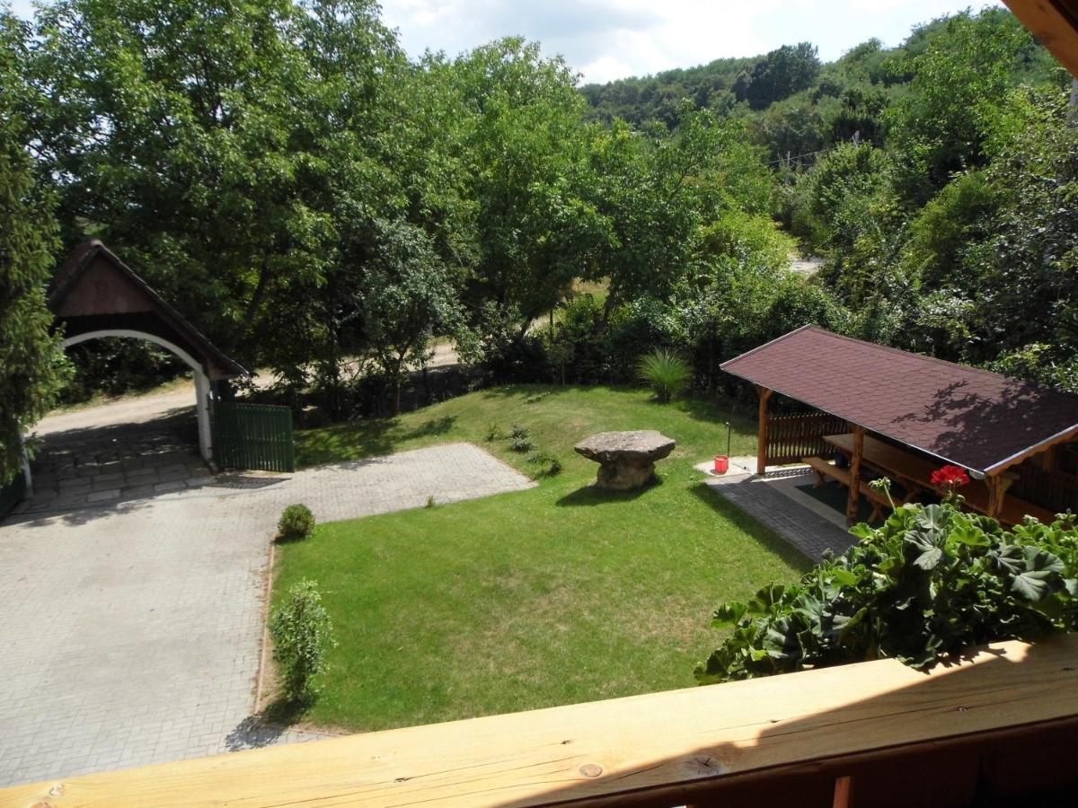 Gergely-haz, A Volt Peteri Dezsas Vendeghaz Holiday home *