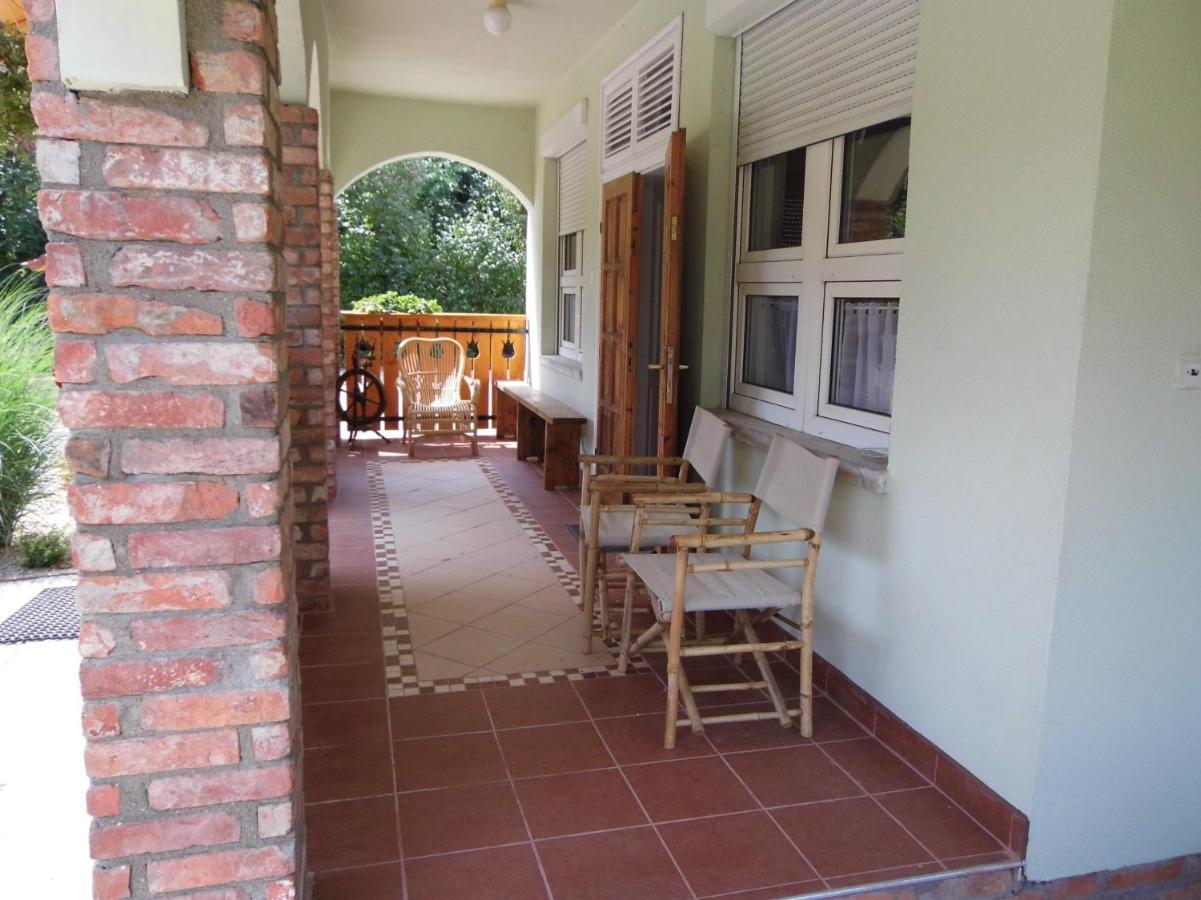 Gergely-haz, A Volt Peteri Dezsas Vendeghaz Holiday home *